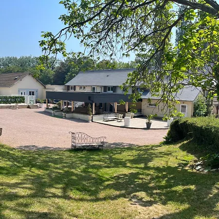 Апартаменты Du Moulin Du Pre